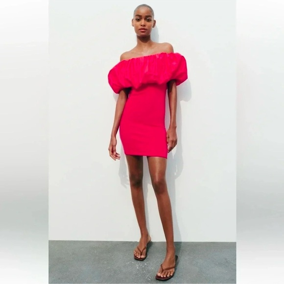 ZARA RASPBERRY OFF SHOULDER PINK MINI DRESS - Picture 2 of 10